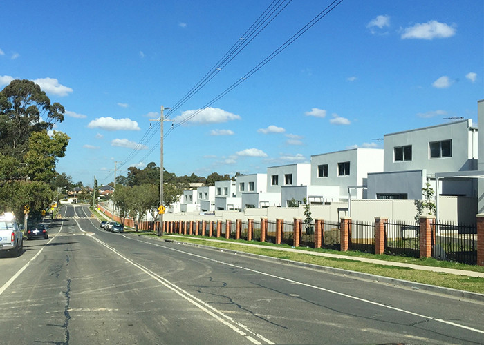 proyecto de la vivienda y del paquete de la tierra en Sydney por la casa prefabricada respetuosa del medio ambiente del indicador de los hogares prefabricados ligeros de la estructura de acero